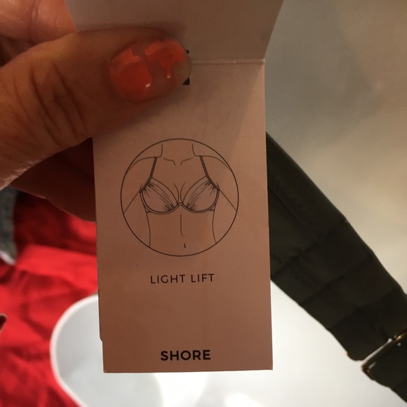 Shade & Shore Bikini swimsuit top 👙NWT - Picture 6 of 7